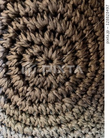 手編みニット地模様の籠の編み目 手編みニット地模様の籠の編み目 128828497