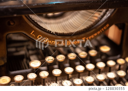 骨董アンティークタイプライター 骨董アンティークタイプライター 128830355