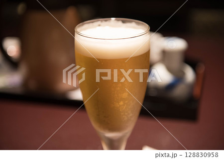 ビールの泡 128830958