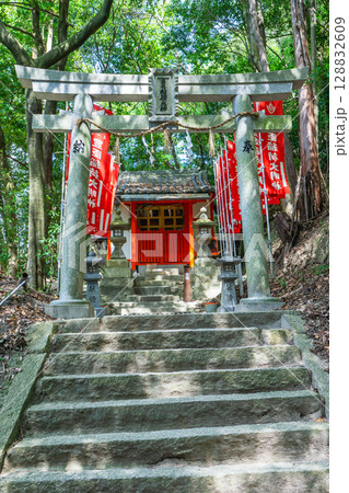 大阪府交野市の星田妙見宮（小松神社）　豊臣稲荷大明神 128832609