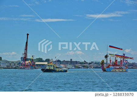 塩竈みなと祭りの鳳凰丸と龍鳳丸 宮城 塩竈みなと祭りの鳳凰丸と龍鳳丸 宮城 128833070