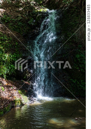 静岡県周智郡森町鍛治島 山里の風景 静岡県周智郡森町鍛治島 山里の風景 128833485