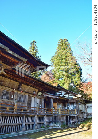 福満虚空蔵尊円蔵寺の紅葉（福島県） 128834204