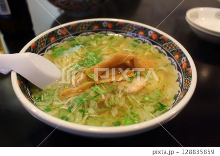 函館塩ラーメン 函館麺厨房 あじさい 北海道函館市 函館塩ラーメン 函館麺厨房 あじさい 北海道函館市 128835859
