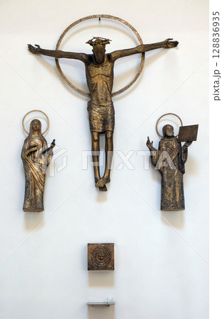 Virgin Mary with Saint John under the cross, church of St. John in Piflas, Germany 128836935