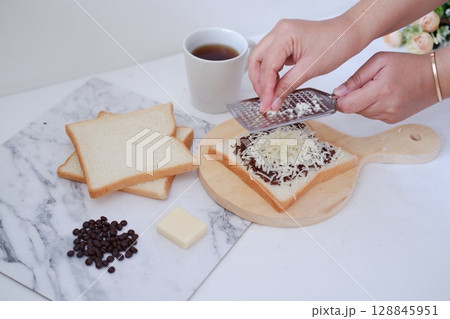 Simple Breakfast Preparation 128845951