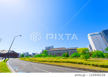 【神奈川県】5月・青空のゴールデンウイークに横浜を観光 【神奈川県】5月・青空のゴールデンウイークに横浜を観光 128846226