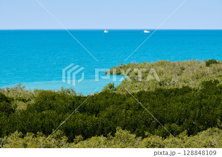 At the mouth of the Dampier Creek - Broome 128848109