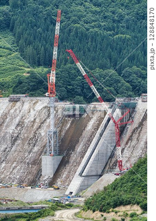 完成が近い成瀬ダム　2025年7月17日撮影 128848170