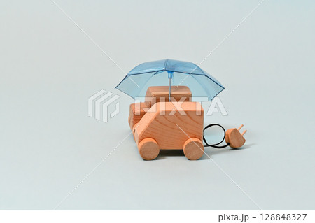 傘と自動車 自動車ローン 保険  車庫イメージ 128848327