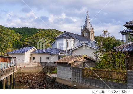 《熊本県》崎津集落・世界文化遺産の漁村 《熊本県》崎津集落・世界文化遺産の漁村 128850860