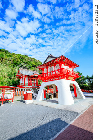 秋の龍宮神社　鹿児島県指宿市 128852312