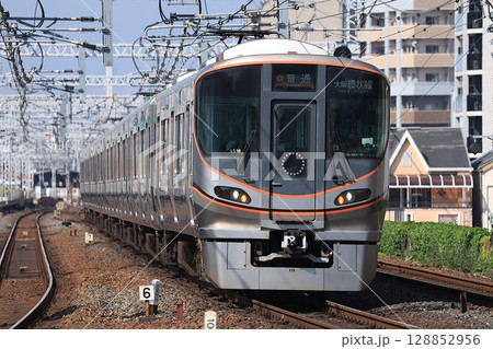 【JR西日本】323系(大阪環状線:野田駅) 【JR西日本】323系(大阪環状線:野田駅) 128852956