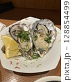 新鮮なカキ 128854499
