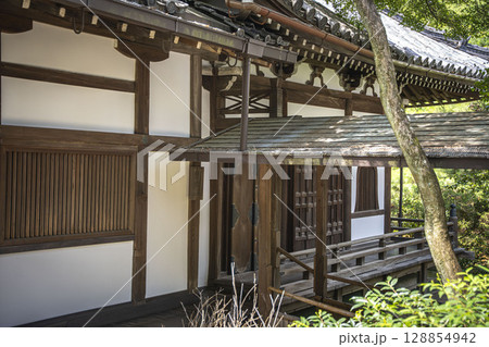 日本の建物の雰囲気 128854942
