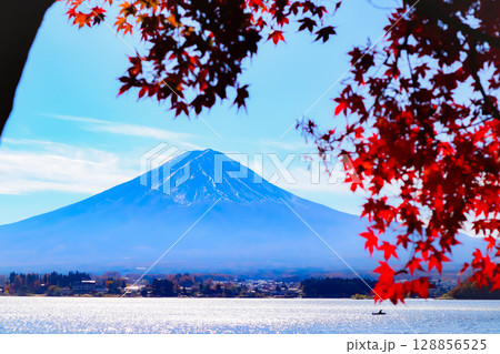 紅葉と富士山 紅葉と富士山 128856525