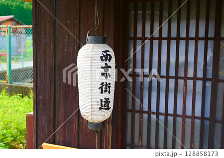 丹波篠山　福住の町並み　南京街道　丹波篠山市 128858173