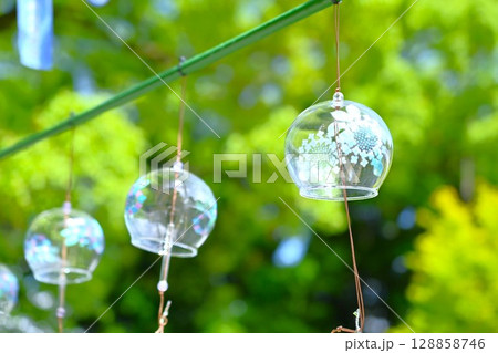 風鈴祭り 128858746