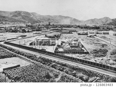 戦前の建築　近代建築　カネボウ工場 128863483