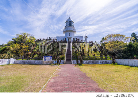 《宮崎県》都井岬灯台・宮崎県最南端 《宮崎県》都井岬灯台・宮崎県最南端 128863876