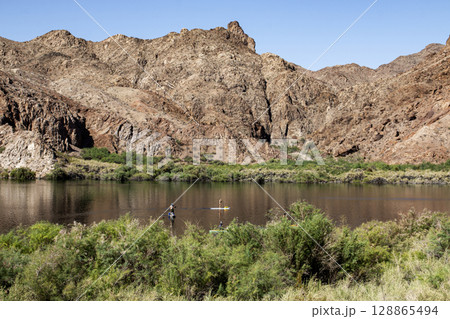 Exploring Serene Waters of Emerald Cove in Arizona During a Sunny Day Exploring Serene Waters of Emerald Cove in Arizona During a Sunny Day 128865494