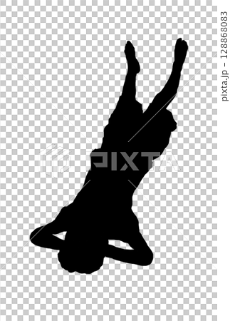 ごろ寝する人のシルエット 128868083