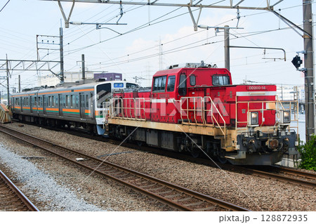 DD200-14＋213系6000番台GG5編成　JR東海流鉄譲渡甲種輸送 128872935