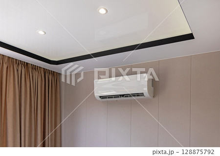 Living Room Air Conditioner 128875792