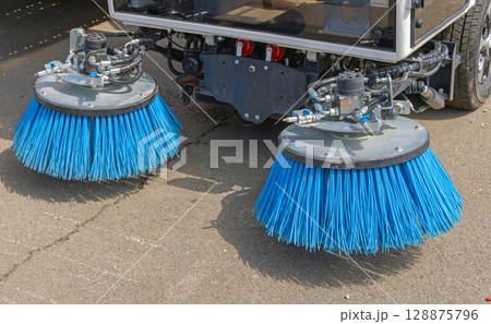 Rotating Brush Street Sweeper 128875796
