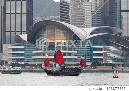 Junk Boat Expo Centre 128877885