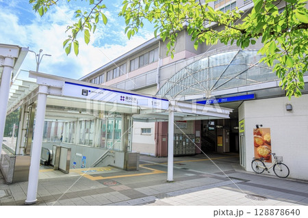 名古屋市、藤が丘駅前の風景 128878640