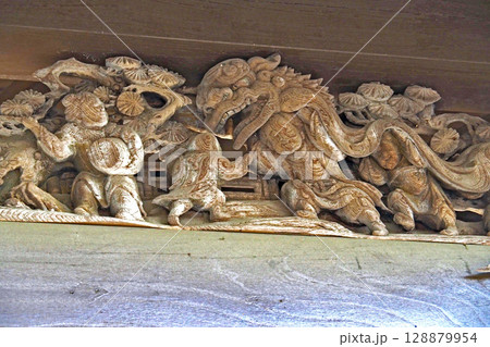 川口神社 社殿の彫刻【埼玉県川口市】 川口神社 社殿の彫刻【埼玉県川口市】 128879954