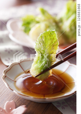 蕾菜の天ぷら 蕾菜の天ぷら 128881868