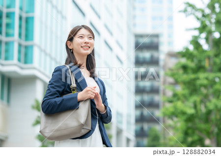 女性 ビジネス 女性 ビジネス 128882034