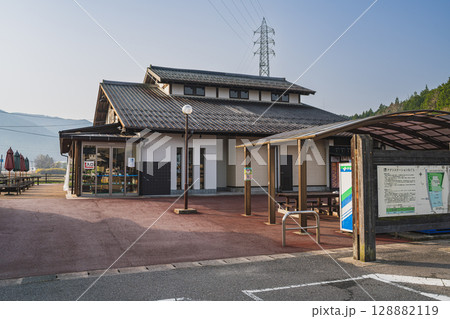 設楽町の道の駅　アグリステーションなぐらの風景(愛知県) 128882119