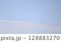 大阪を飛行するブルーインパルス 128883270