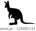 子育てをするカンガルーのシルエットイラスト 128885131