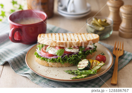 パニーニ パニーニ 128886767