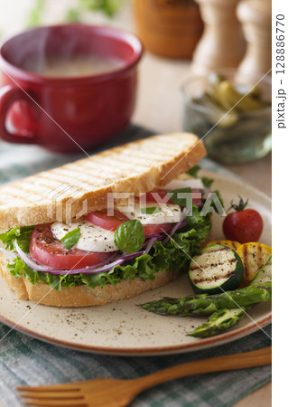 パニーニ 128886770