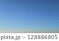 グラデーションの空(横画像) 128886805
