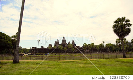 アンコールワットのある風景　2 128888709