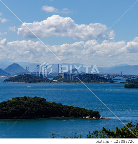 鷲羽山から見える瀬戸内海の風景 鷲羽山から見える瀬戸内海の風景 128888726