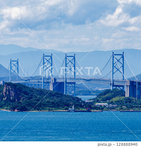 鷲羽山から見える瀬戸内海の風景 鷲羽山から見える瀬戸内海の風景 128888940