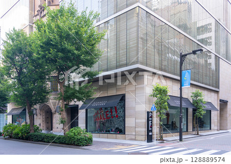 BARNEYS NEW YORK GINZA 銀座本店 128889574