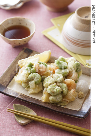 そら豆のかき揚げ そら豆のかき揚げ 128890764