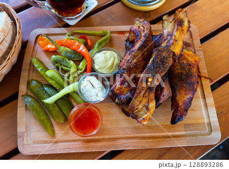 Pecena veprova zebra, czech cuisine 128893286