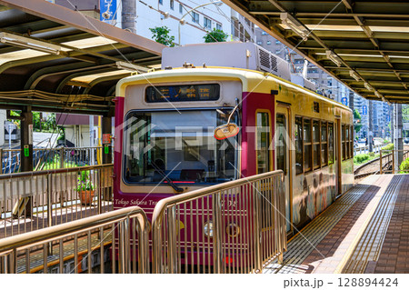 東京さくらトラム（都電荒川線）　早稲田駅 128894424