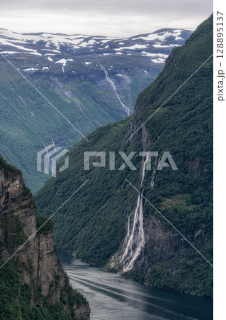 Geiranger fjord Ornesvingen Viewpoint Geiranger fjord Ornesvingen Viewpoint 128895137