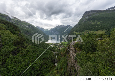 Geiranger fjord from Flydalsjuvet 128895314