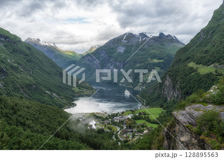 Geiranger fjord from Flydalsjuvet 128895563